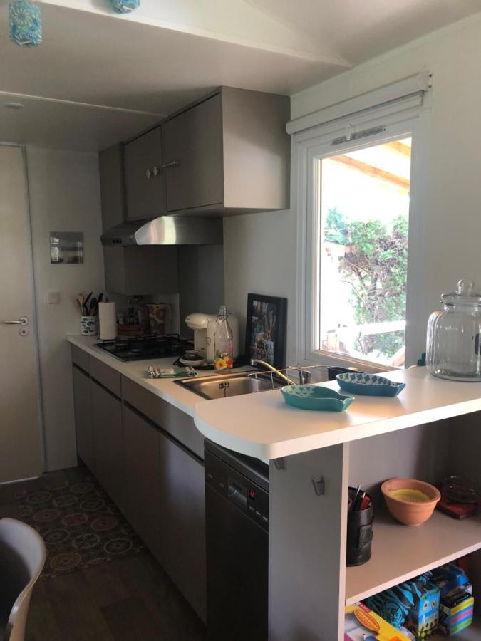Mobil Home Climatise Camping 4* Le Grau Du Roi Les Jardins De Tivoli Buitenkant foto